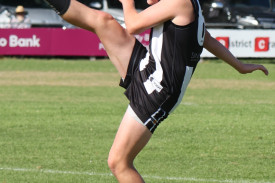 footy—-port-fairy-v-camperdown-5.jpg
