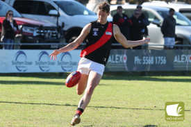 footy—-port-fairy-v-cobden-7.jpg