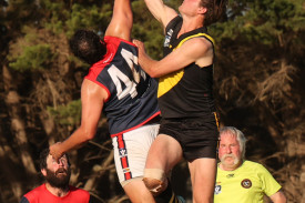 footy—-simpson-v-otway-districts-2.jpg