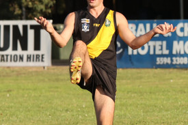 footy—-simpson-v-otway-districts-6.jpg