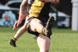 footy—-simpson-v-someone-12.jpg