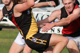 footy—-simpson-v-someone-13.jpg