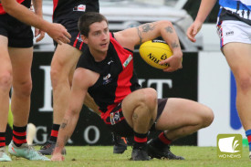 footy—-terang-mortlake-v-cobden-14.jpg