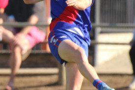 footy—-terang-mortlake-v-south-warrnambool-8.jpg