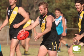 footy—-woorndoo-mortlake-v-pumas-2.jpg