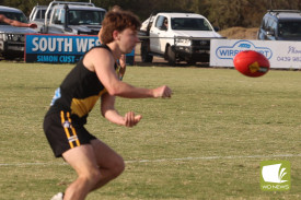 footy—-woorndoo-mortlake-v-pumas-8.jpg
