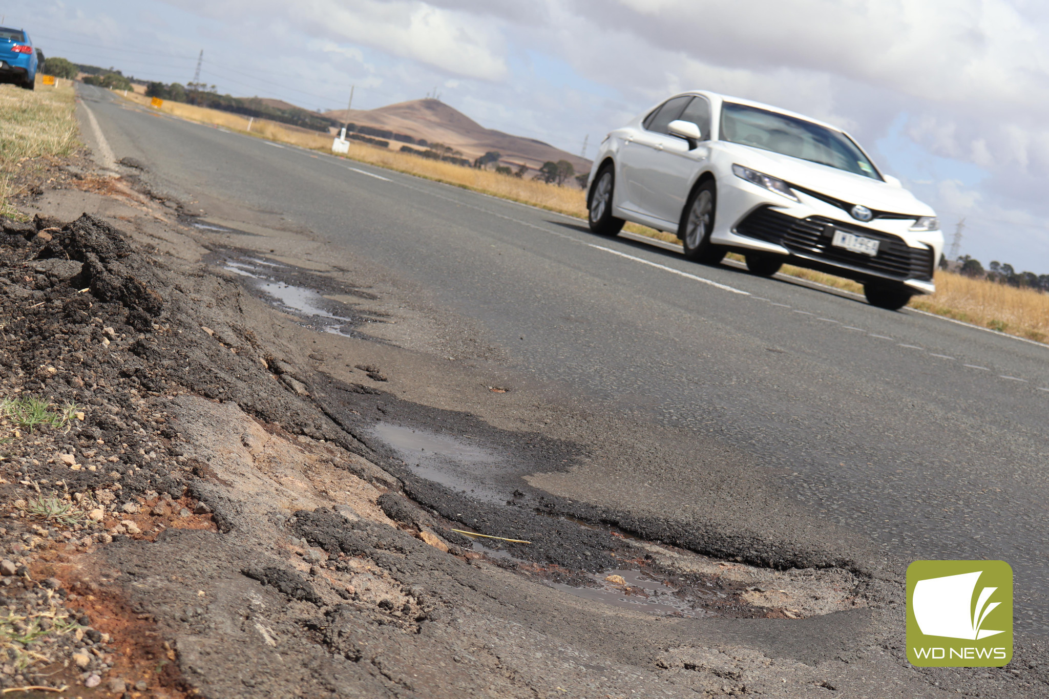 Upgrades underway: The Victorian Government has announced a $976 million fund under the 2025/2026 Budget. In addition to this year’s Budget, works such as upgrades to Mortlake-Ararat Road (pictured) are also nearing completion.