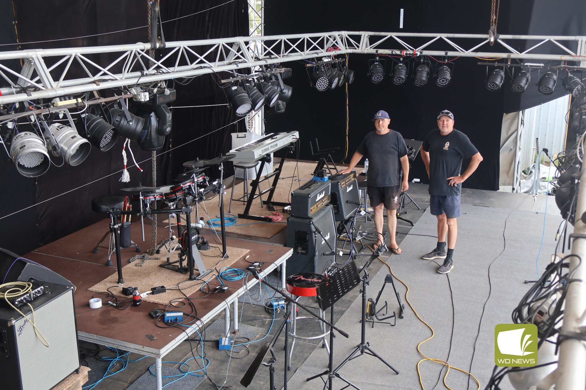For a cause: Shorne Bond and Anthony Cook were among the volunteers putting the finishing touches on preparations ahead of this weekend’s Music Homestead Let’s Talk Country Music Festival. The festival will raise vital funds for local not-for-profit Let’s Talk Foundation.