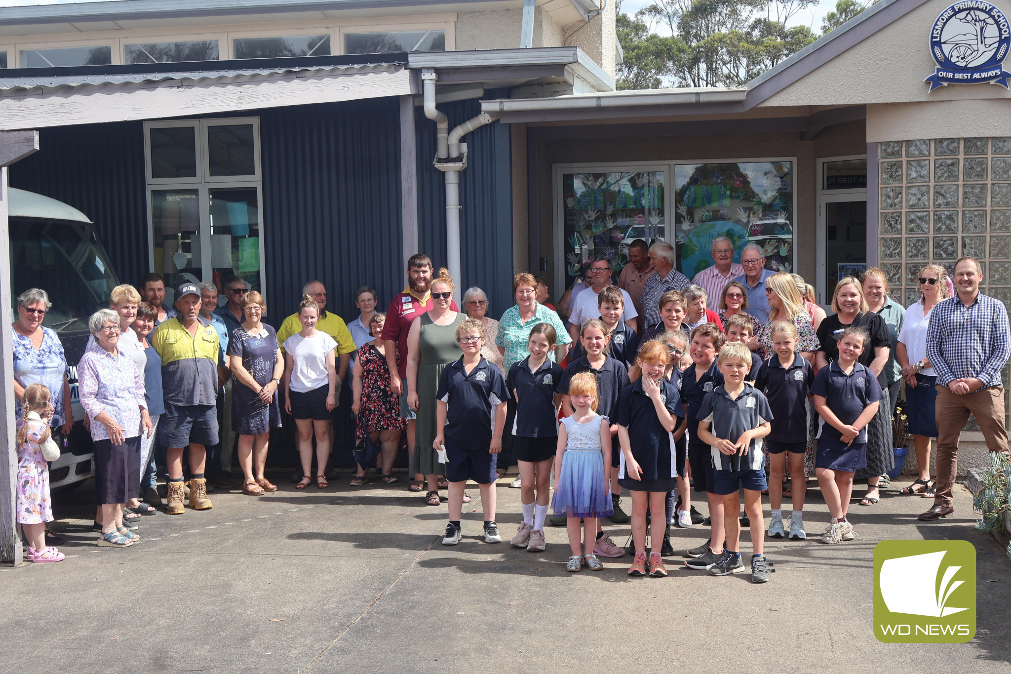 Happy 150th: Lismore residents and current and past students filled the halls of Lismore Primary School to celebrate150 years of state education in Lismore.