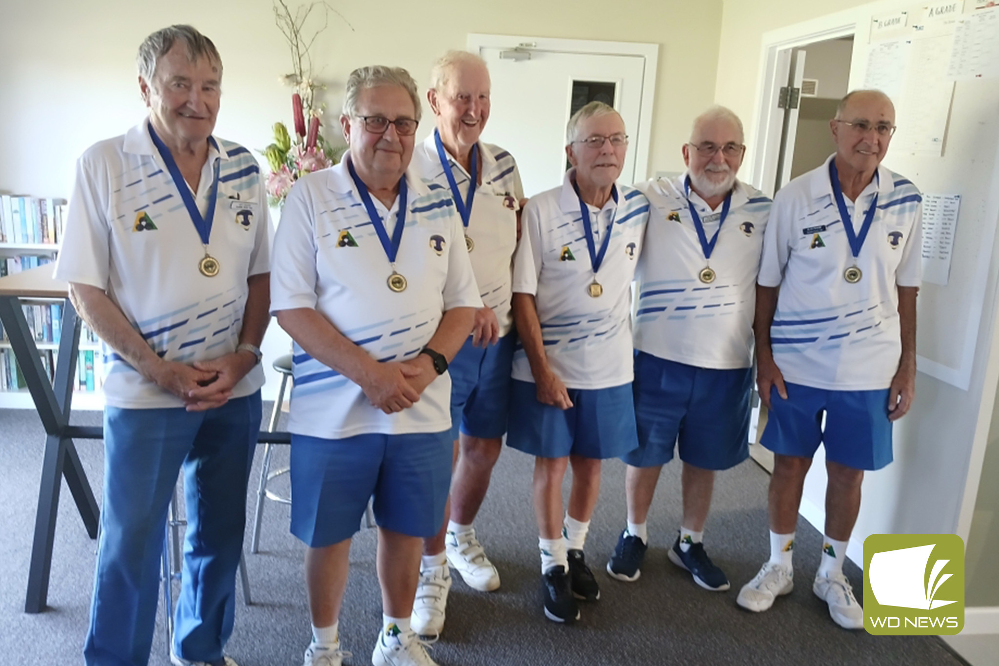 uesday social pennant premiers, Mortlake White: Leo Smith, Ian MacDonald, Max Heard, Kevin Johnson, Frank Robertson and Alan Wood.