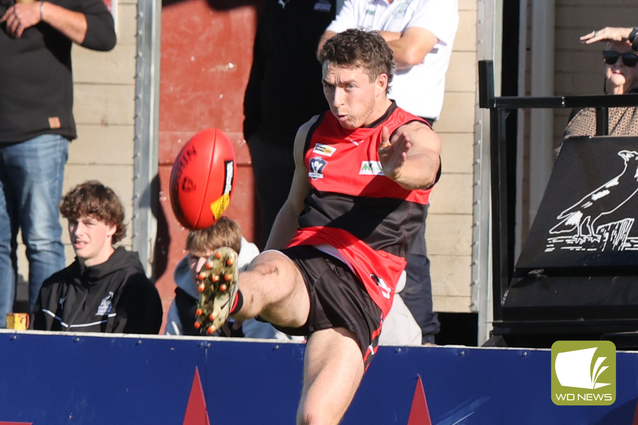 Bombers break through for win - feature photo