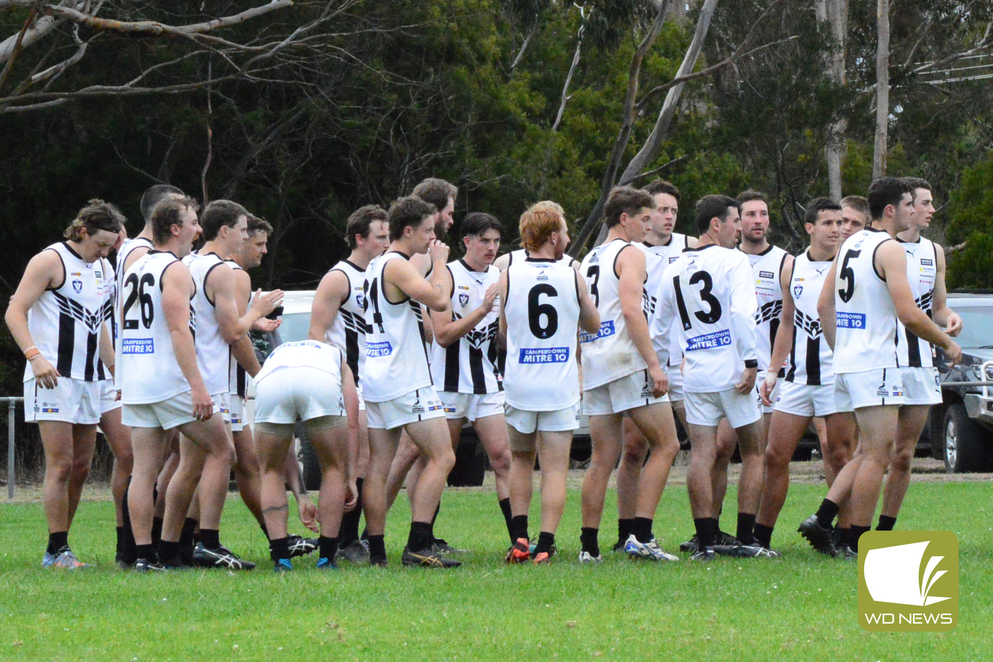 Magpies hunt first win - feature photo