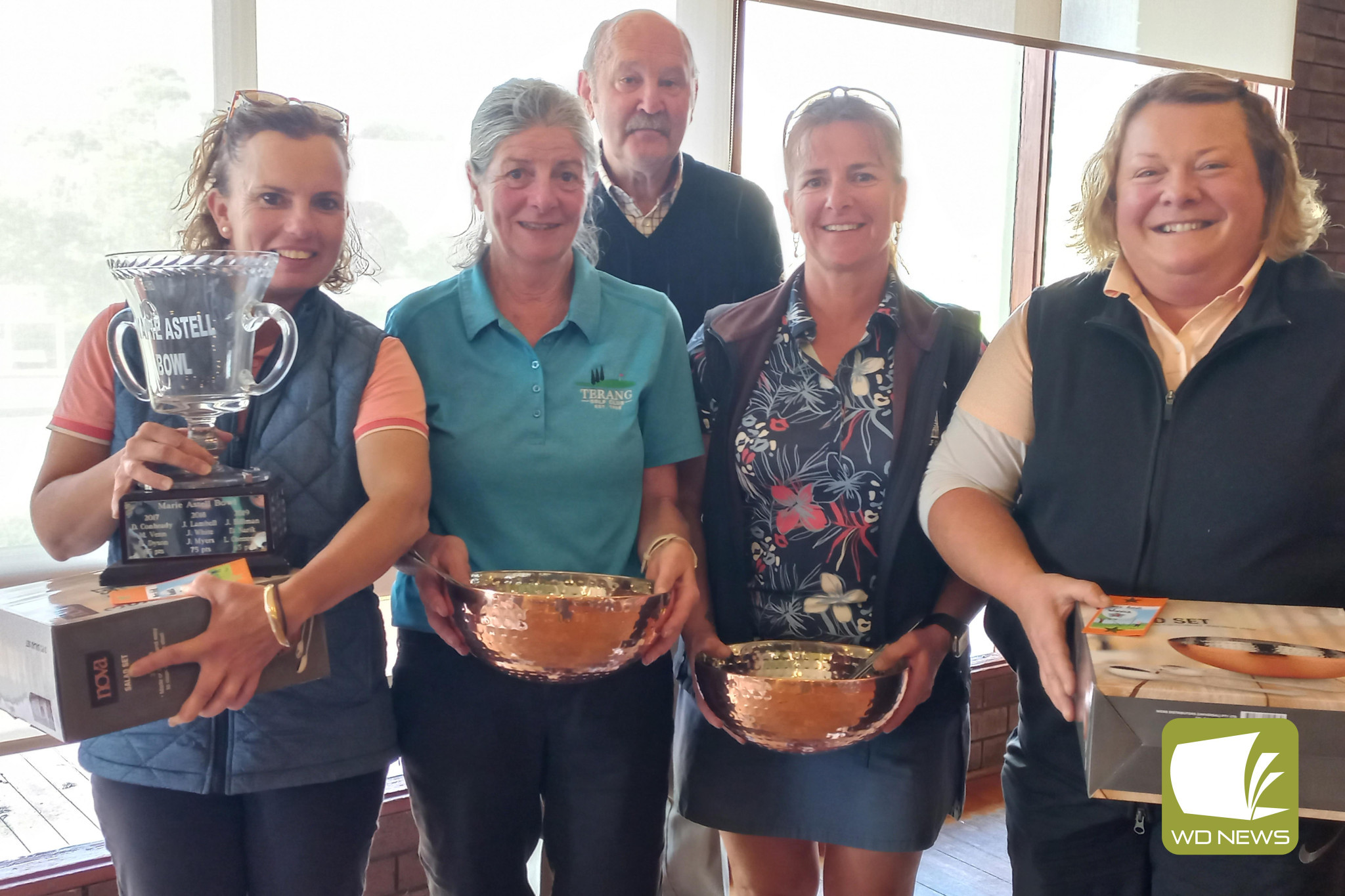 Marie Astell Bowl winners, from left, Sheree Scanlon, Jo Arundell, Tracey Baker and Maddy Dalton with Charles Astell.