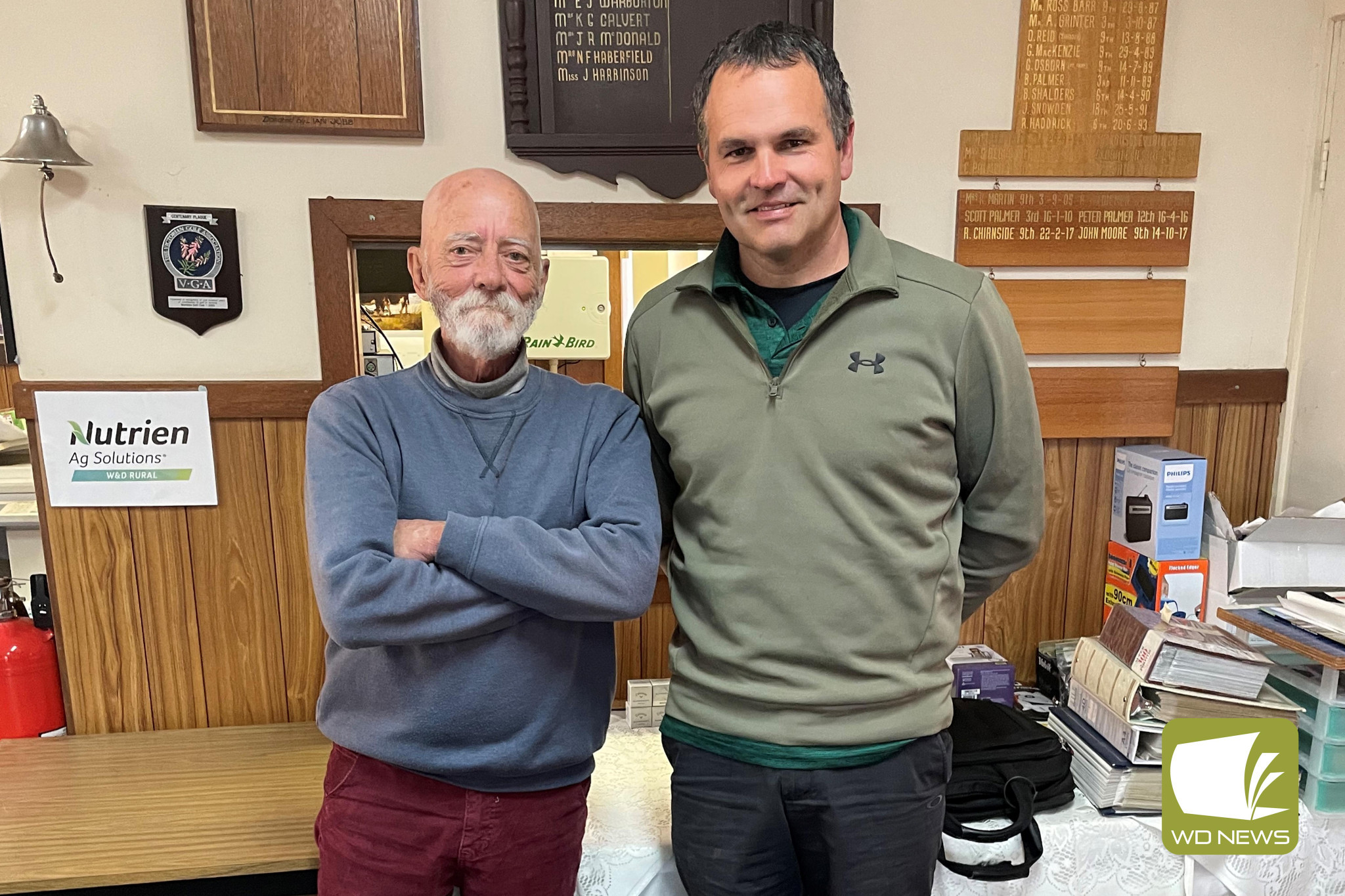 Club captain Kevin Etherton with 2025 Club Champion Clint Baker.