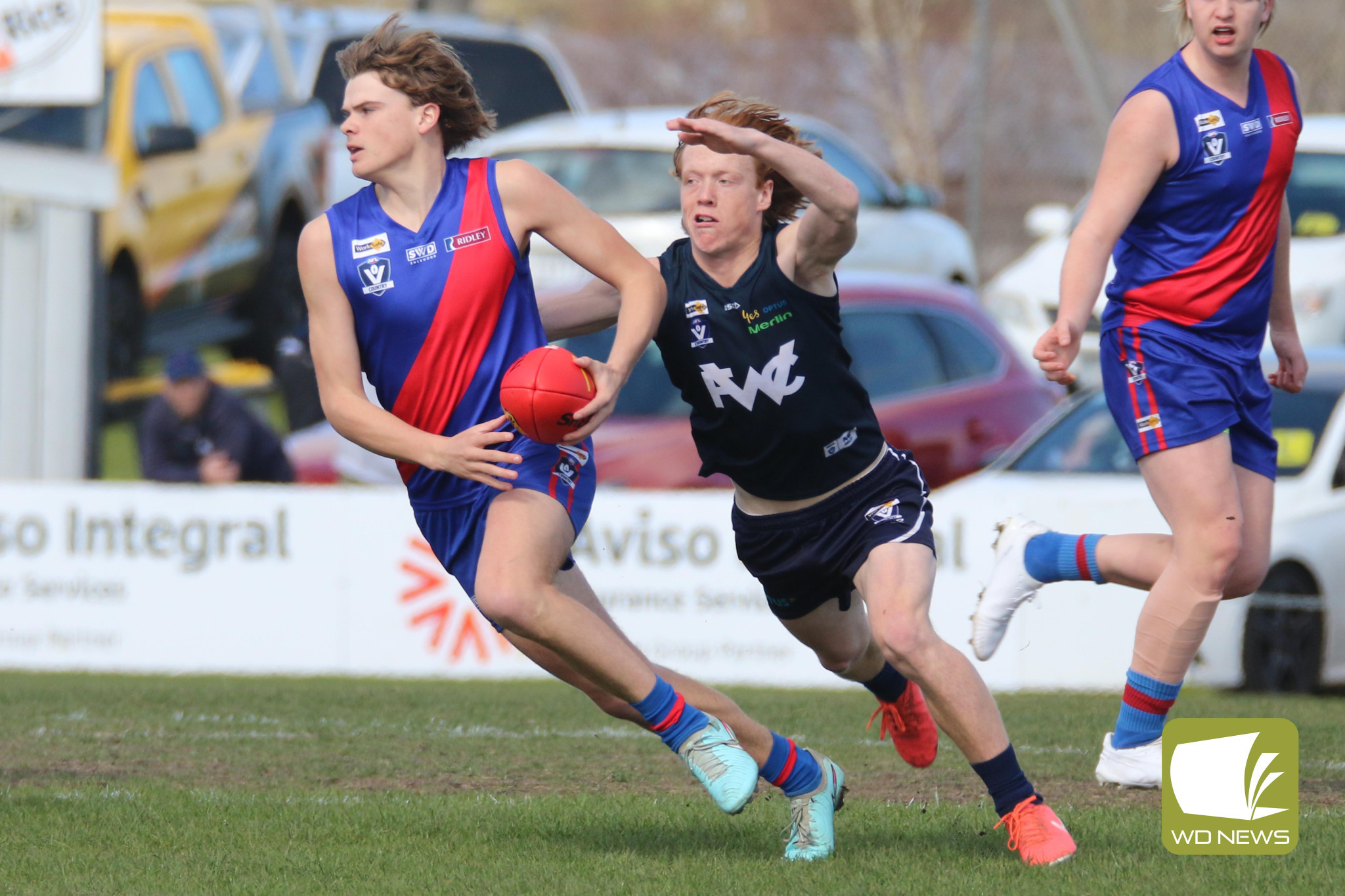 Close prelim for junior Bloods - feature photo