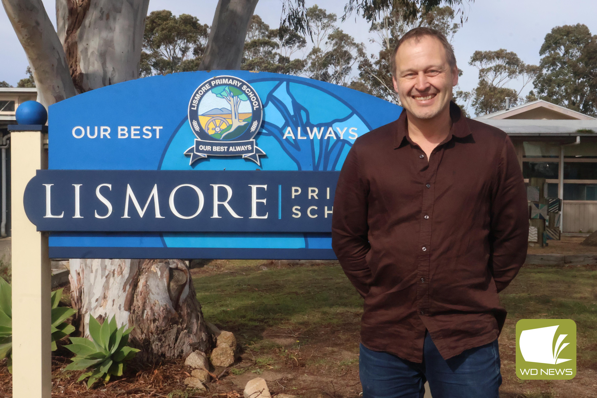 A fresh face: Matthew Hobbs has taken over the role of acting principal for Lismore Primary School from previous acting principal Tegan Aquilina.