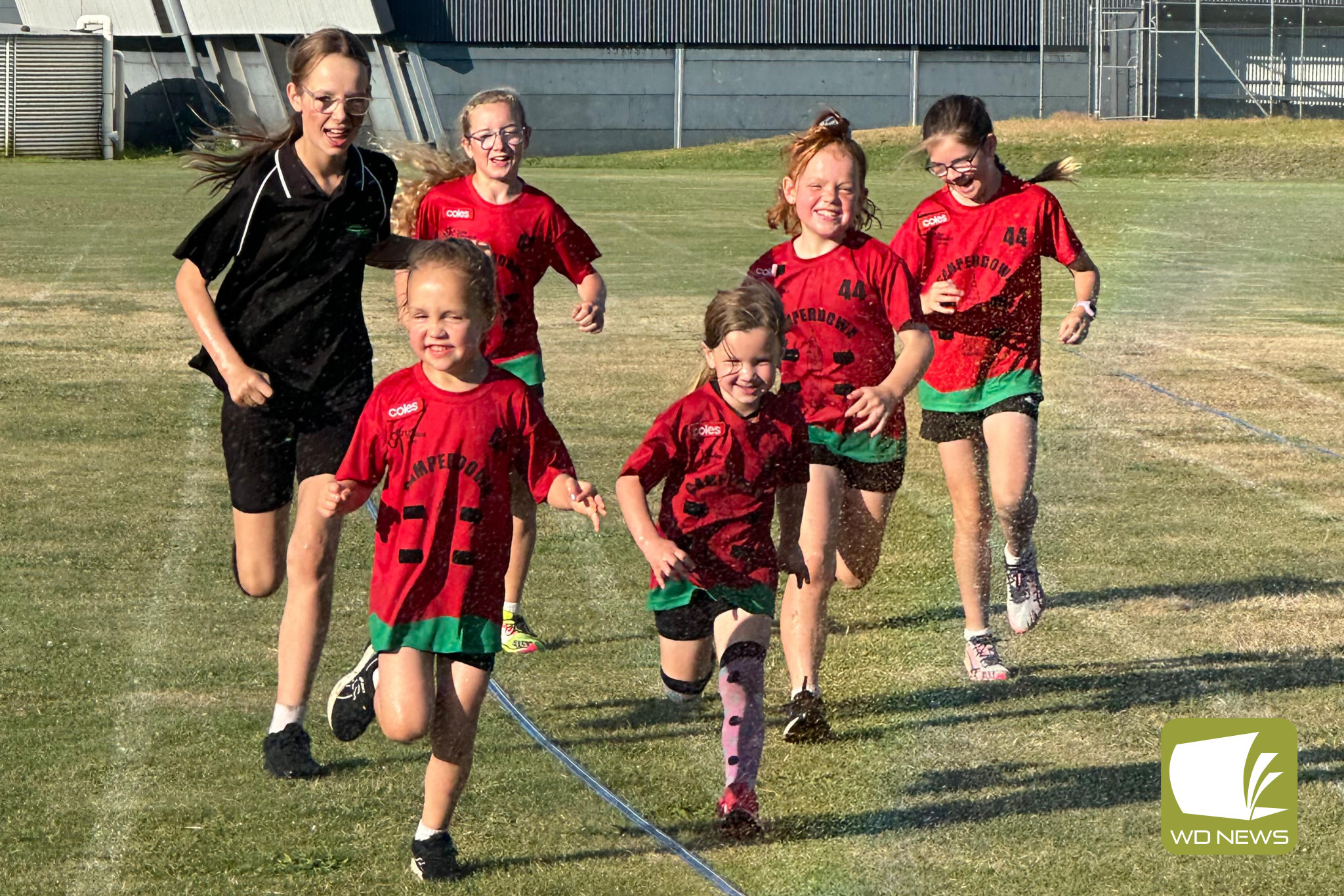 Warm night for little aths - feature photo