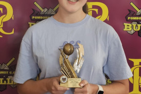 Pomborneit Gold Under 17 Girls Team Champion Lucia Clarke.