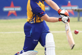 womens-cricket-cobden-v-wangoom-4.jpg